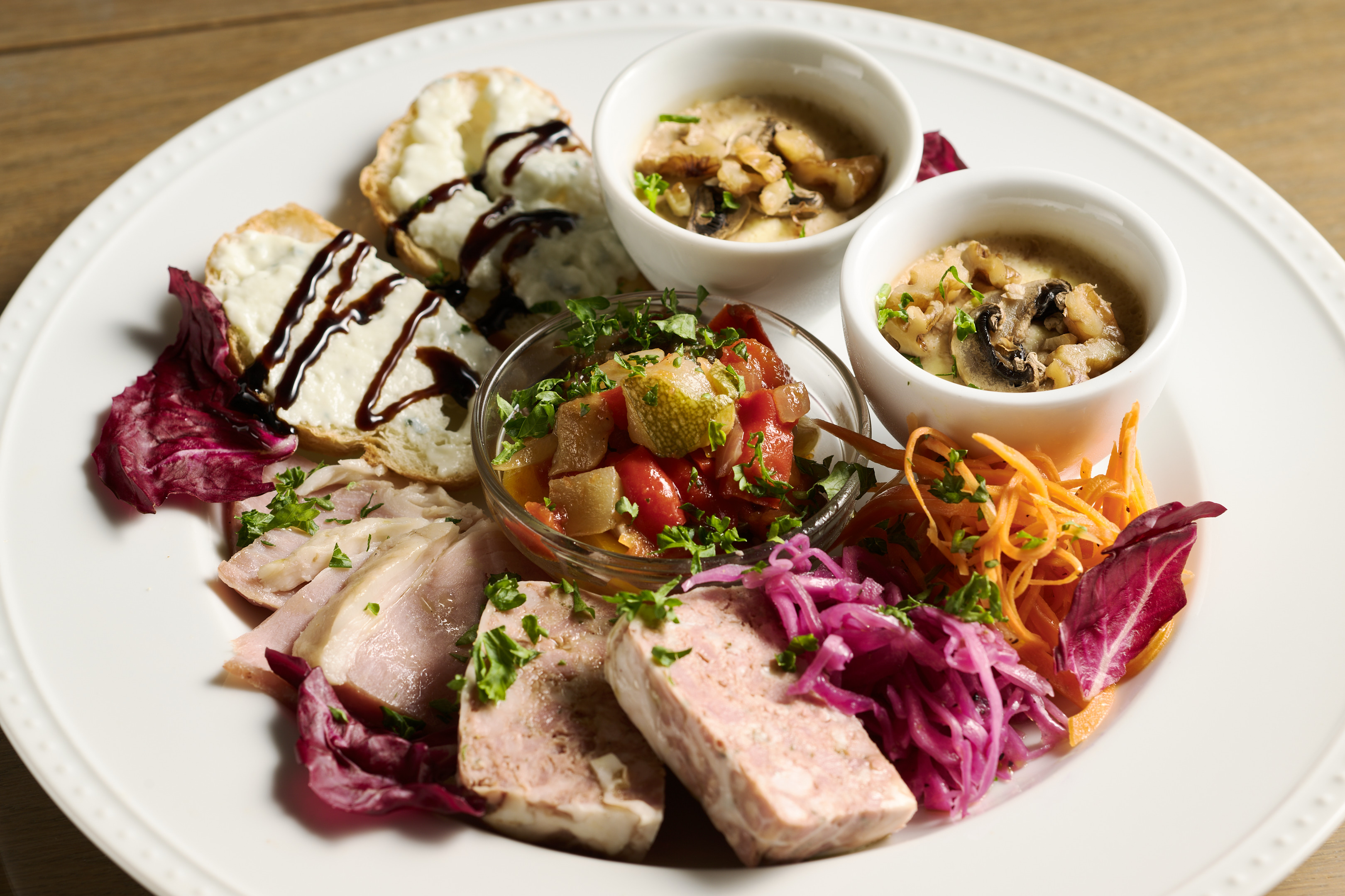 7種類の前菜プレート