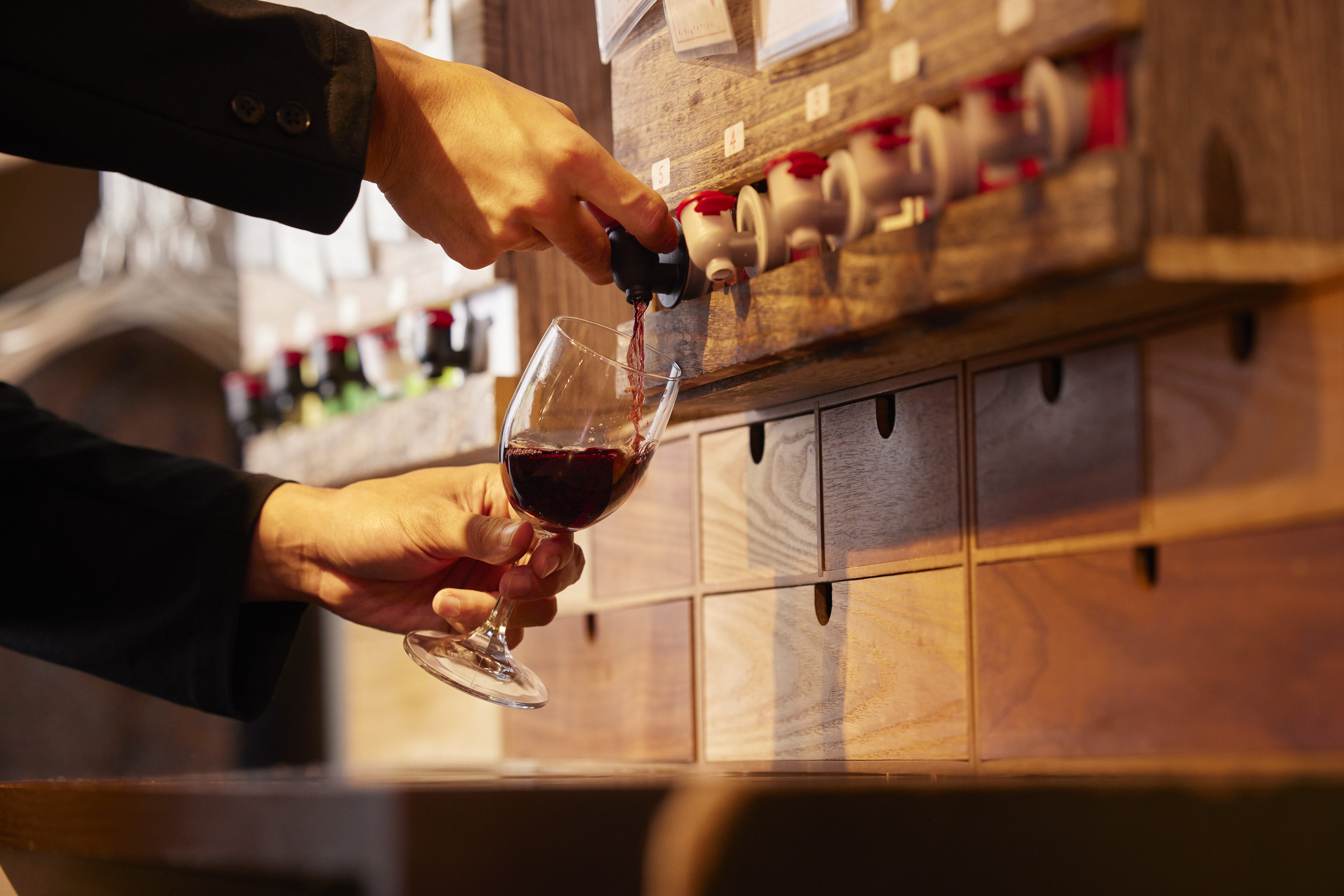 ワインも飲み放題プランに